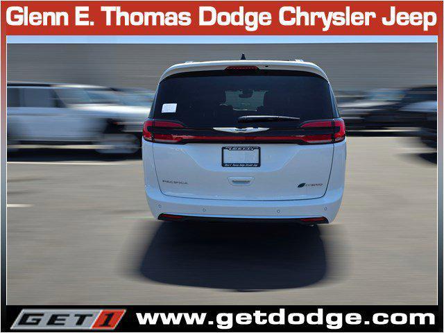 new 2025 Chrysler Pacifica car, priced at $55,150