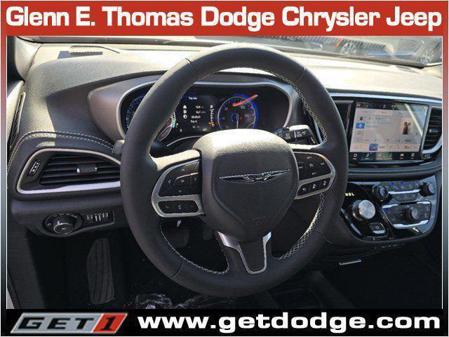 new 2025 Chrysler Pacifica car, priced at $42,425