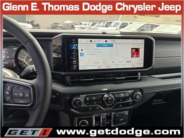 new 2025 Jeep Gladiator car, priced at $48,685