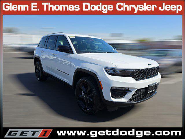 new 2025 Jeep Grand Cherokee car, priced at $50,910
