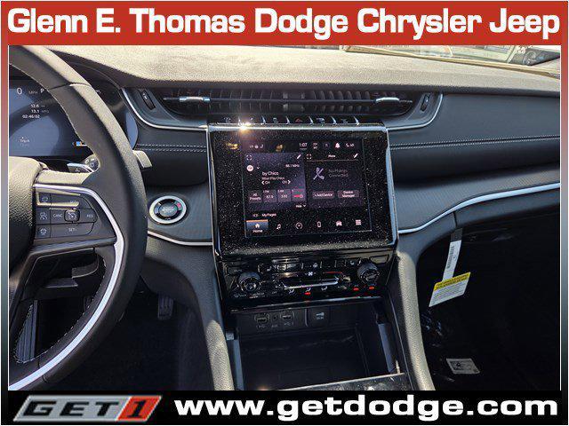 new 2025 Jeep Grand Cherokee car, priced at $40,316
