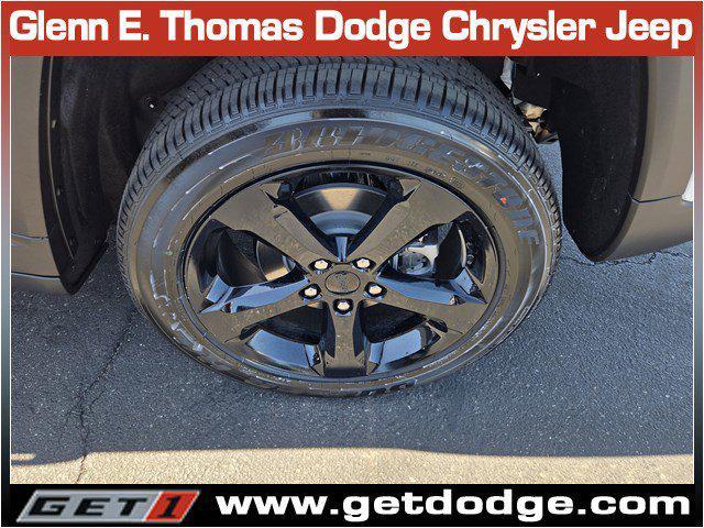 new 2025 Jeep Grand Cherokee car, priced at $40,316