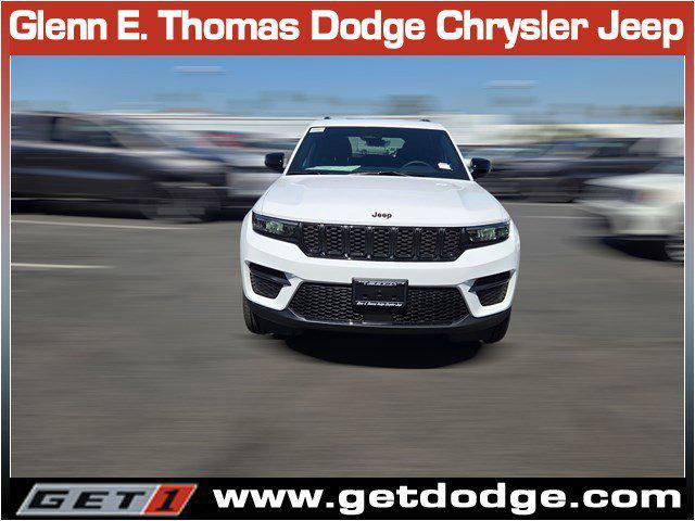 new 2025 Jeep Grand Cherokee car, priced at $40,316