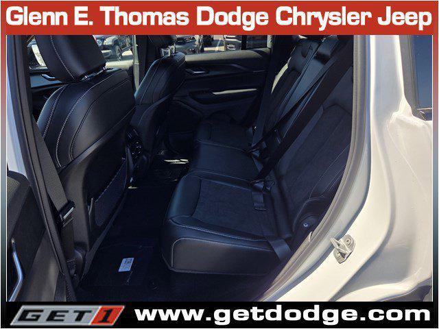 new 2025 Jeep Grand Cherokee car, priced at $40,316