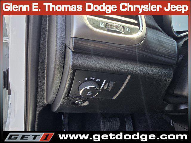 used 2022 Jeep Grand Cherokee car, priced at $32,906