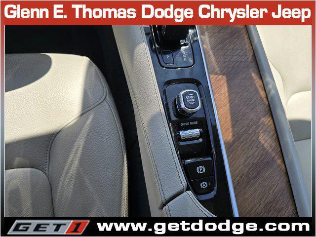 used 2021 Volvo XC90 Recharge Plug-In Hybrid car, priced at $32,220