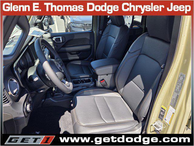 new 2025 Jeep Gladiator car, priced at $48,685