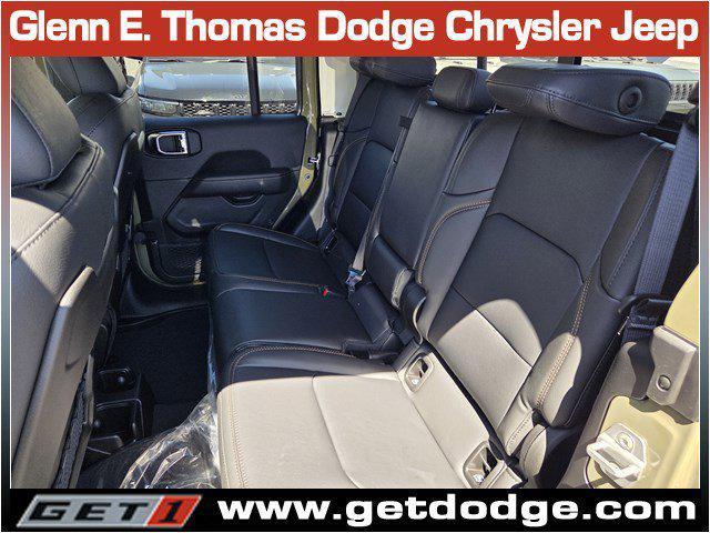 new 2025 Jeep Gladiator car, priced at $48,685