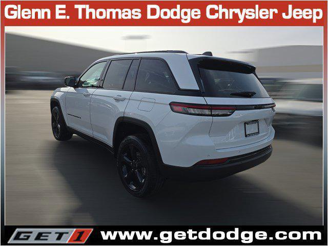 new 2025 Jeep Grand Cherokee car, priced at $42,580