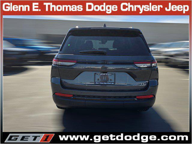 new 2025 Jeep Grand Cherokee car, priced at $40,352