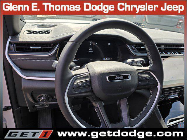 new 2025 Jeep Grand Cherokee car, priced at $45,375