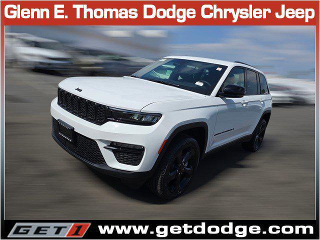 new 2025 Jeep Grand Cherokee car, priced at $45,375