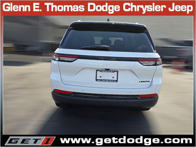 new 2025 Jeep Grand Cherokee car, priced at $45,375