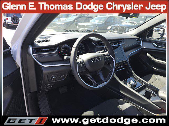 new 2025 Jeep Grand Cherokee car, priced at $45,085