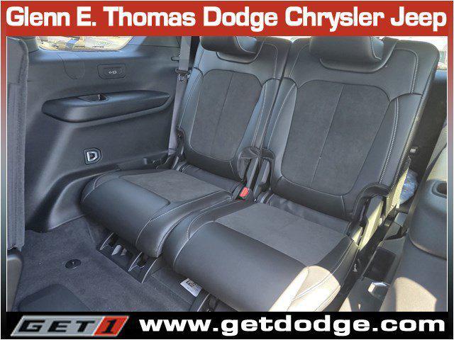 new 2025 Jeep Grand Cherokee L car, priced at $41,025