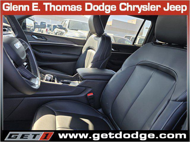 new 2025 Jeep Grand Cherokee car, priced at $45,438