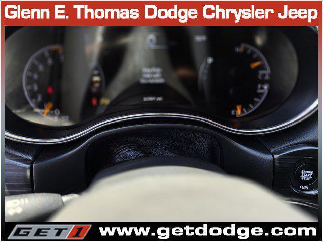 used 2022 Jeep Grand Cherokee car, priced at $28,989