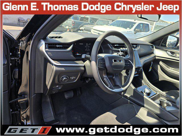 new 2025 Jeep Grand Cherokee L car, priced at $42,113