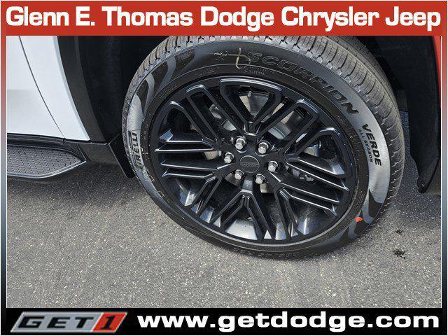 new 2025 Jeep Wagoneer L car, priced at $75,135