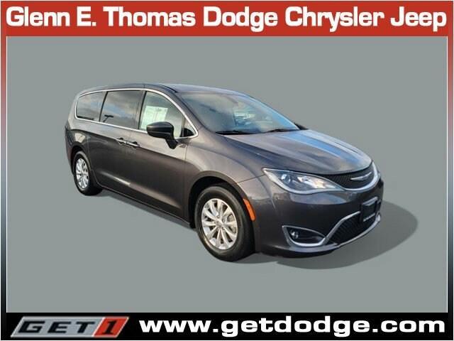 used 2018 Chrysler Pacifica car, priced at $17,674