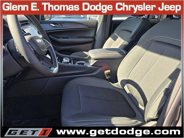 new 2025 Jeep Grand Cherokee car, priced at $37,125