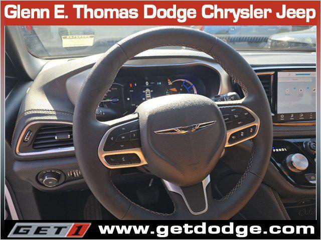 new 2025 Chrysler Pacifica car, priced at $57,365