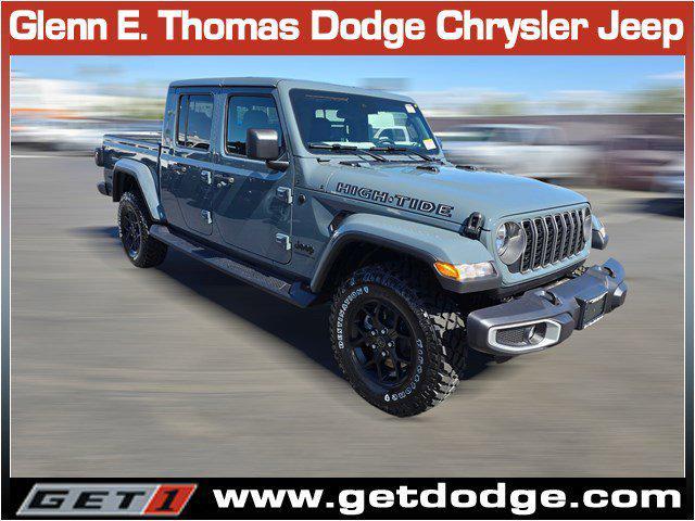 new 2025 Jeep Gladiator car, priced at $45,435