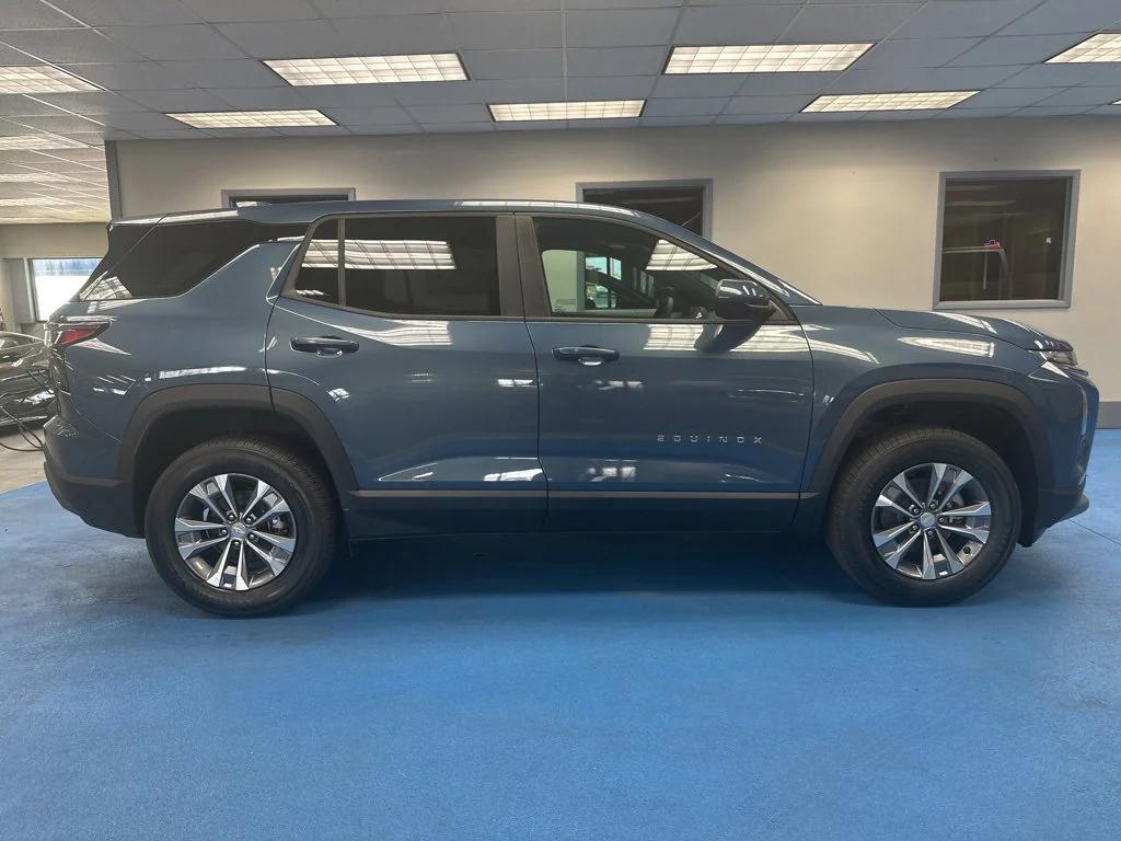 new 2026 Chevrolet Equinox car, priced at $28,495