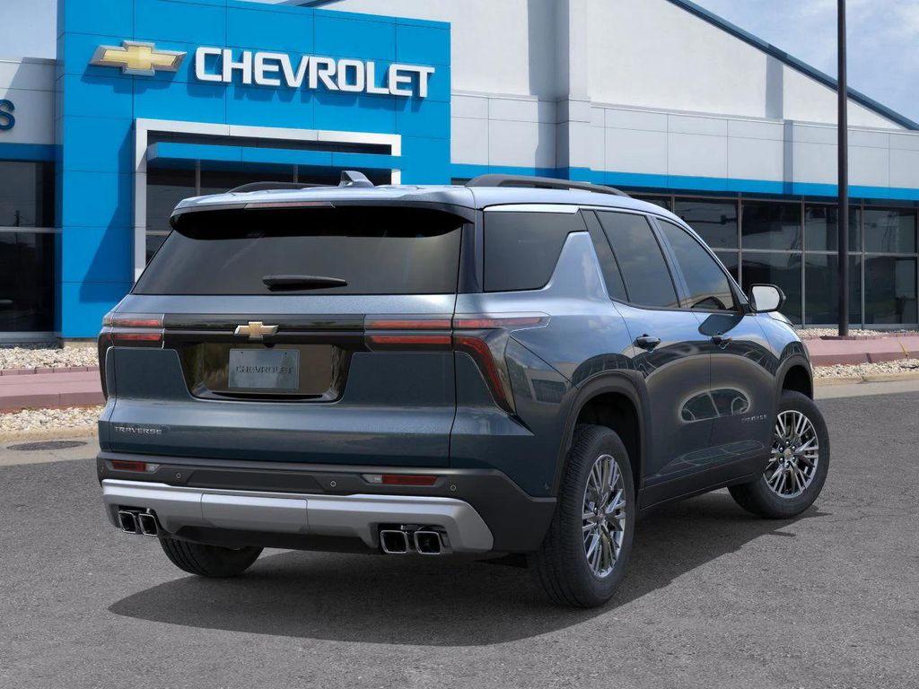 new 2026 Chevrolet Traverse car, priced at $43,415