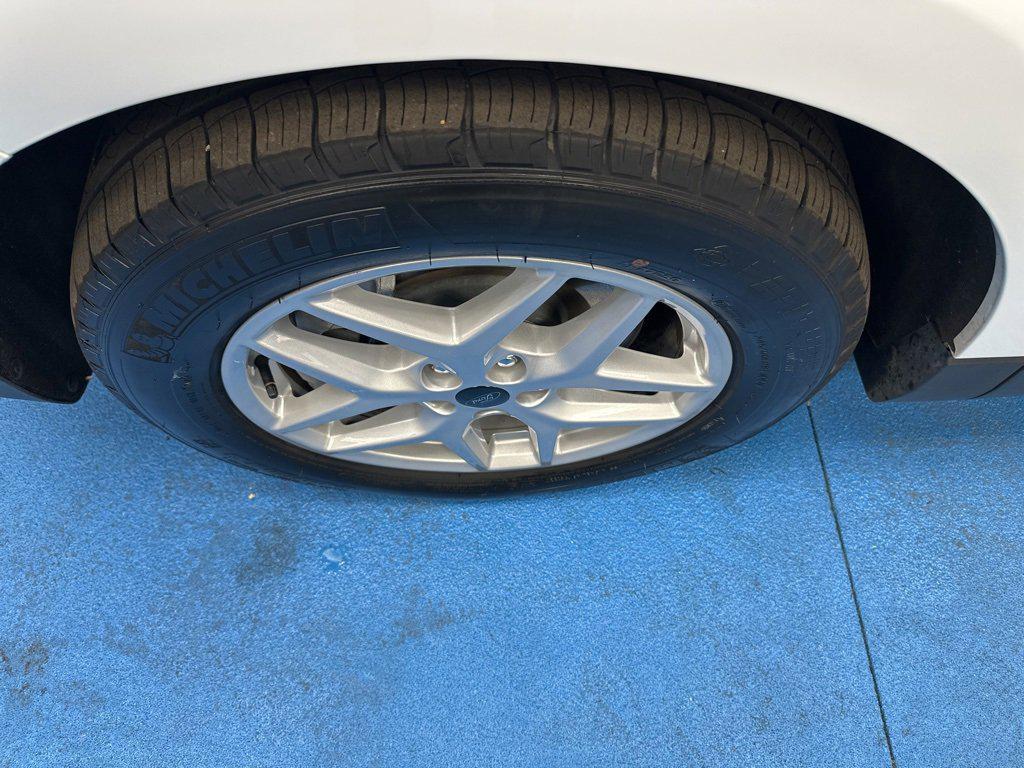 used 2024 Ford Edge car, priced at $20,950