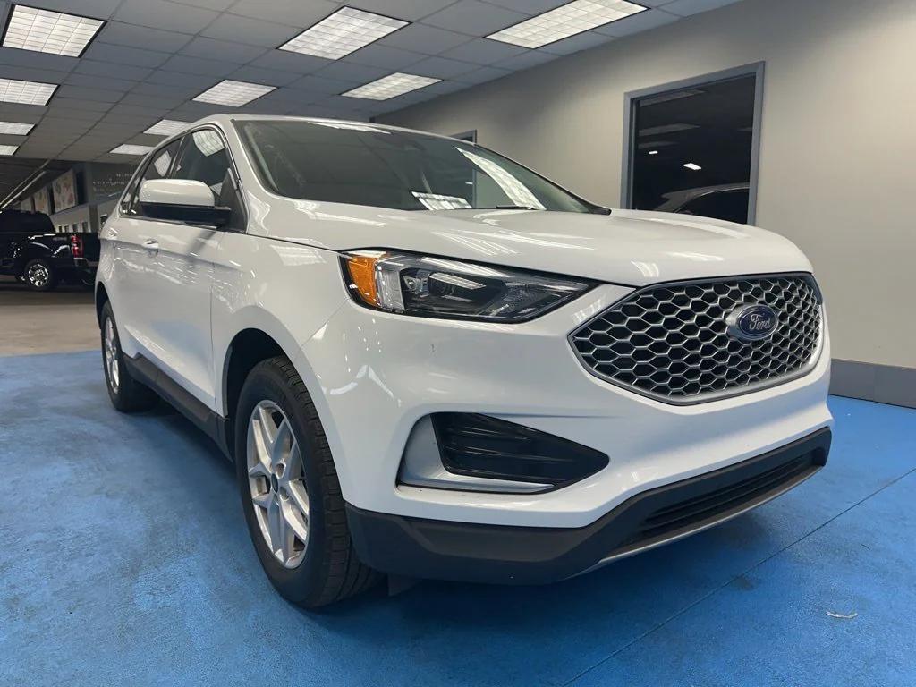 used 2024 Ford Edge car, priced at $22,490