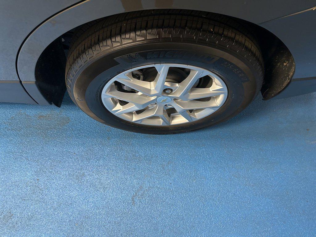 used 2023 Chevrolet Equinox car, priced at $21,290