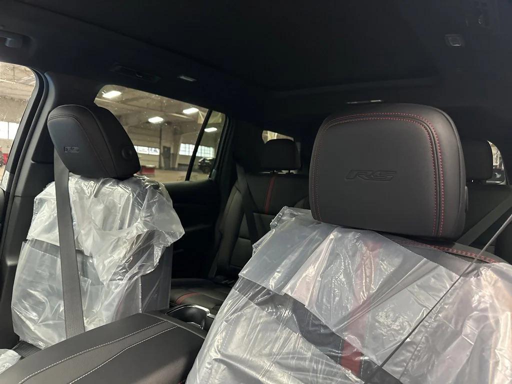 new 2026 Chevrolet Traverse car, priced at $59,220