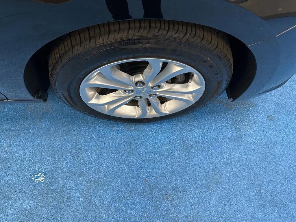 used 2019 Chevrolet Cruze car, priced at $14,490