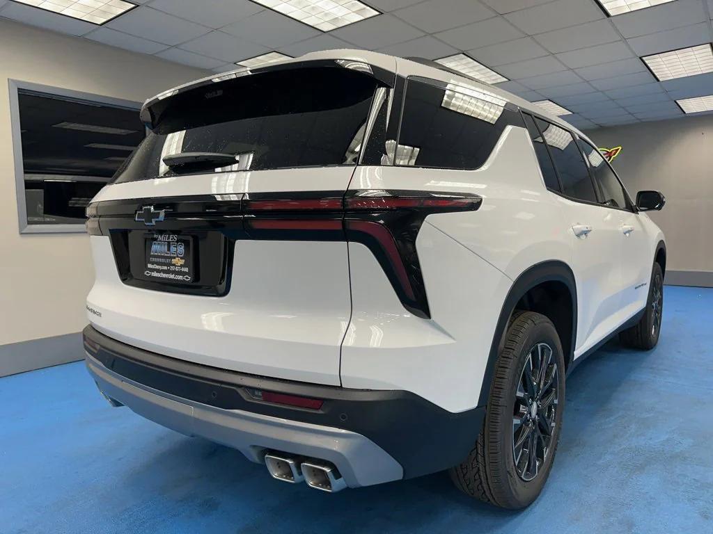 new 2026 Chevrolet Traverse car, priced at $48,140