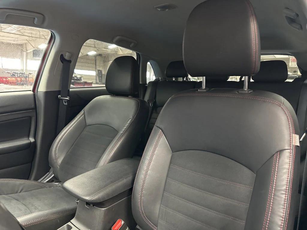 used 2024 Mitsubishi Outlander Sport car, priced at $19,990