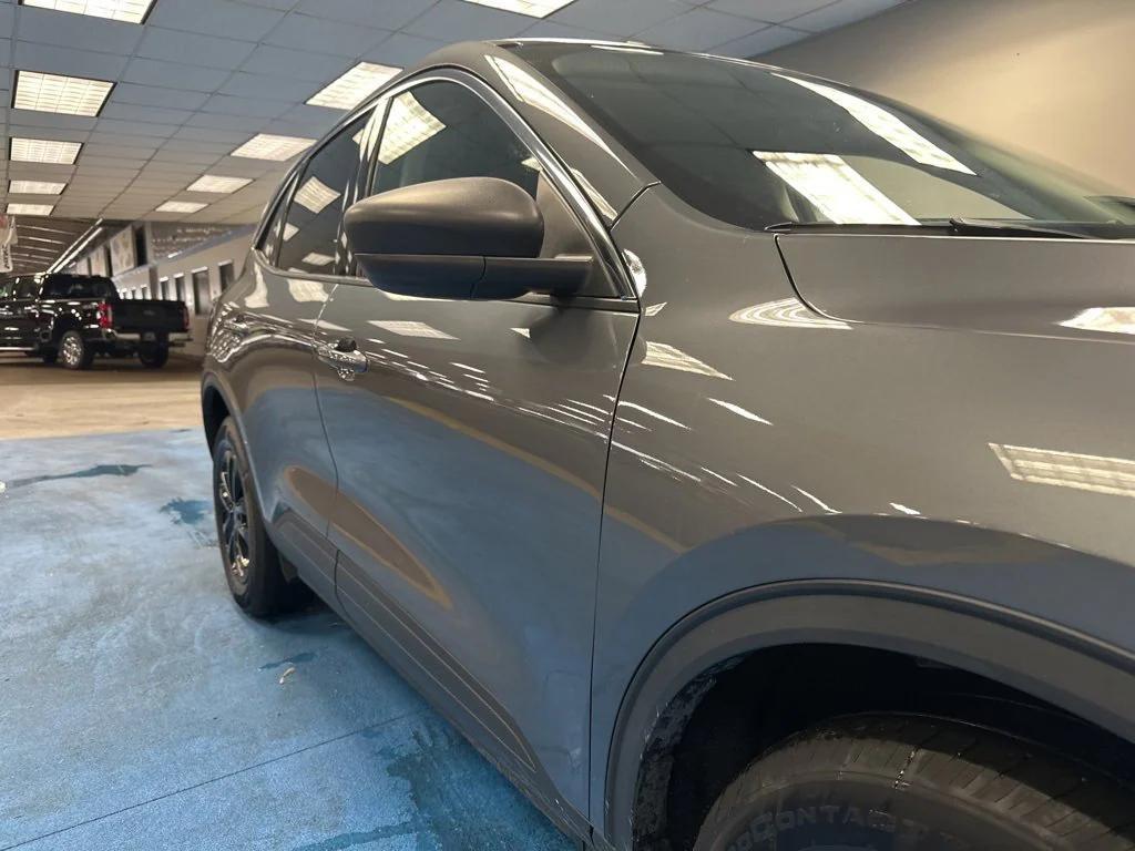 used 2022 Ford Escape car, priced at $19,990