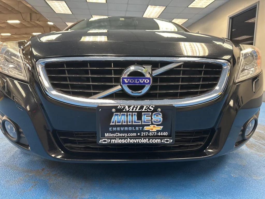 used 2012 Volvo C70 car, priced at $11,380