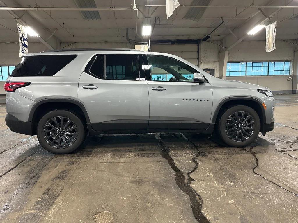 used 2023 Chevrolet Traverse car, priced at $36,990