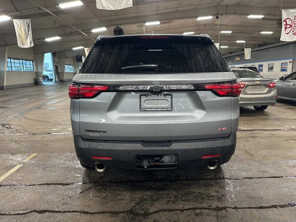 used 2023 Chevrolet Traverse car, priced at $36,990