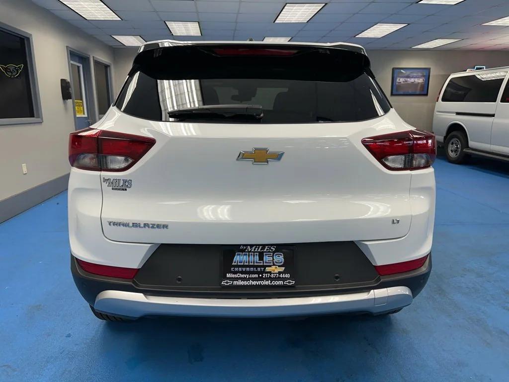 used 2025 Chevrolet TrailBlazer car, priced at $22,680