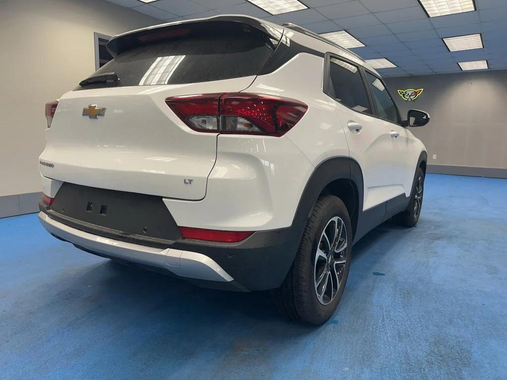 used 2025 Chevrolet TrailBlazer car, priced at $22,680