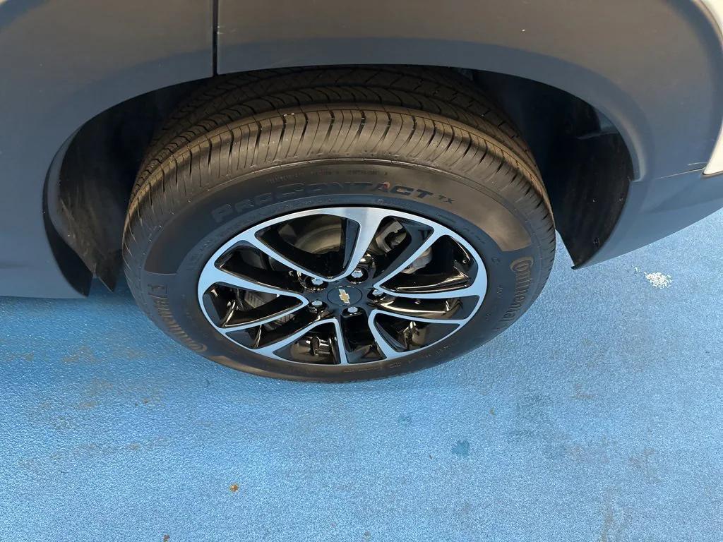 used 2025 Chevrolet TrailBlazer car, priced at $22,680