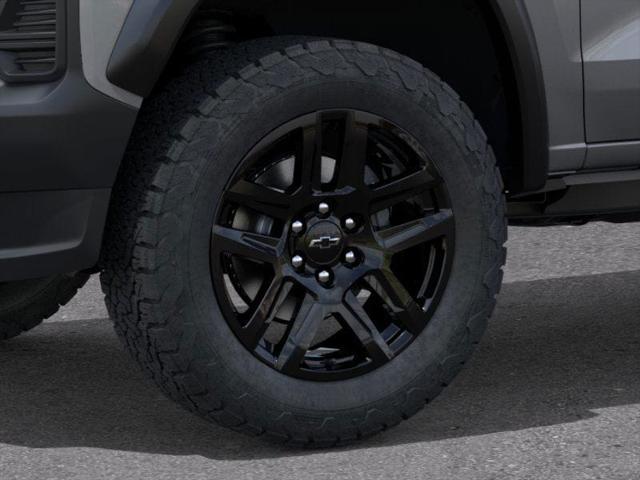 new 2025 Chevrolet Colorado car, priced at $40,215