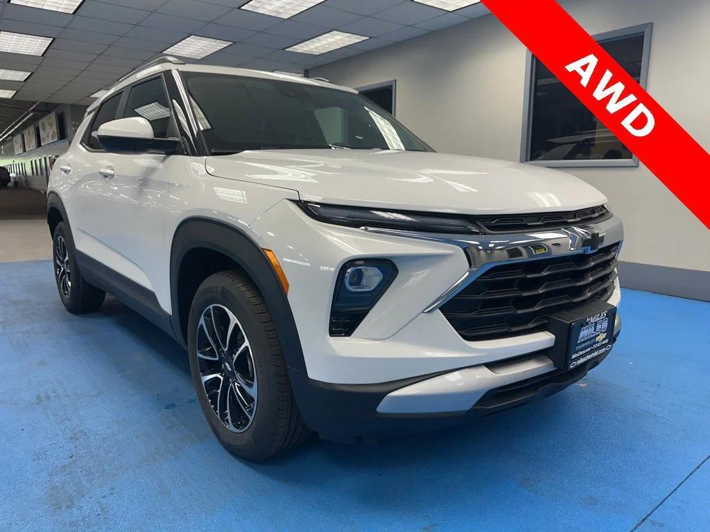 new 2025 Chevrolet TrailBlazer car, priced at $28,080