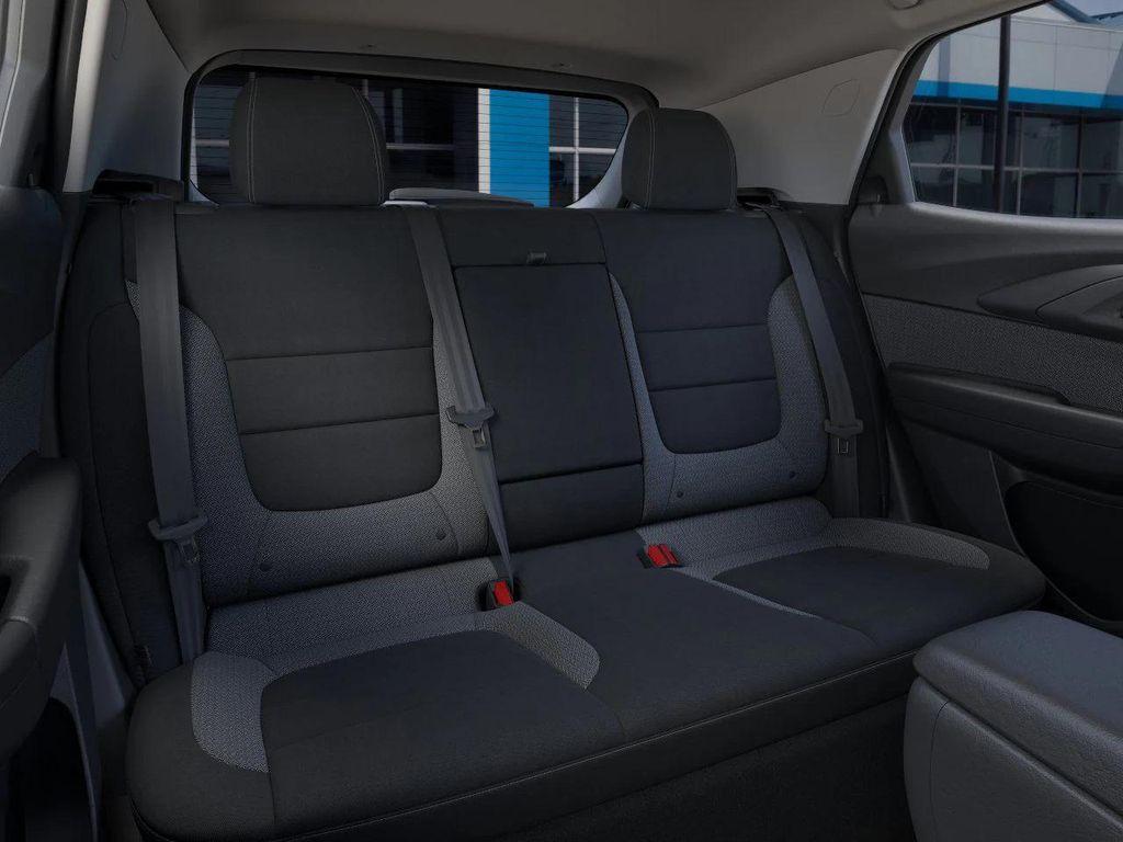new 2025 Chevrolet TrailBlazer car, priced at $28,080