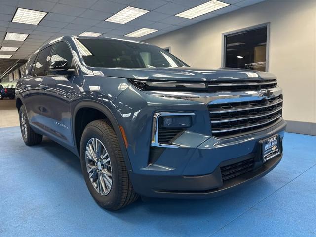 new 2025 Chevrolet Traverse car, priced at $43,310