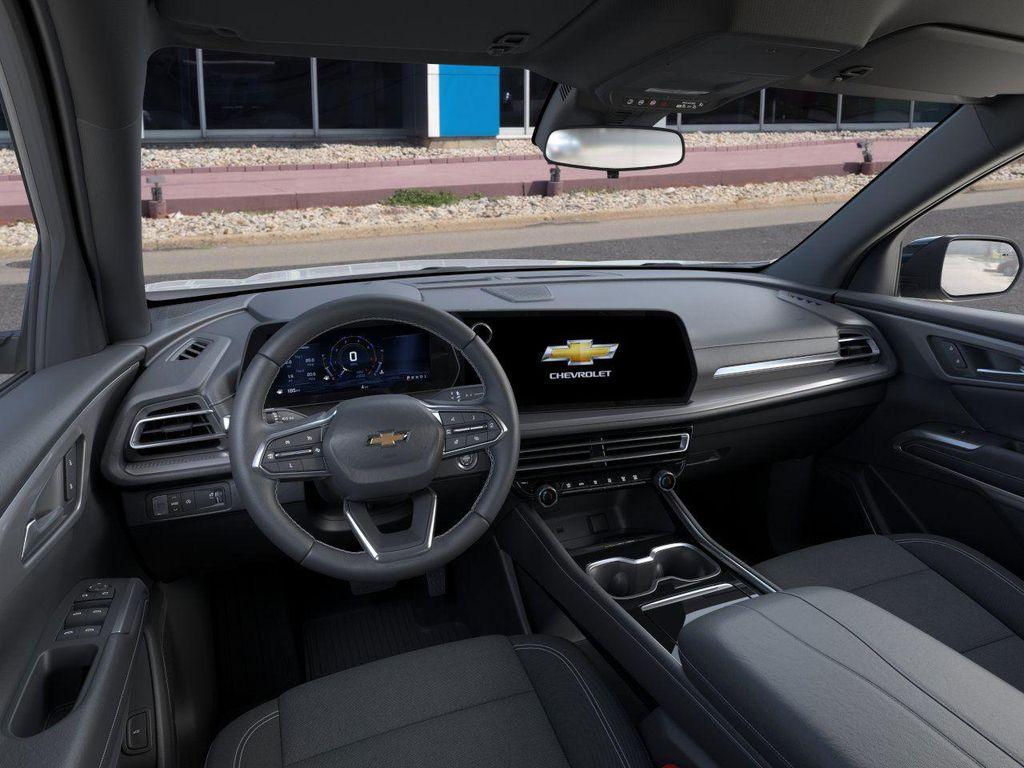 new 2026 Chevrolet Traverse car, priced at $43,415