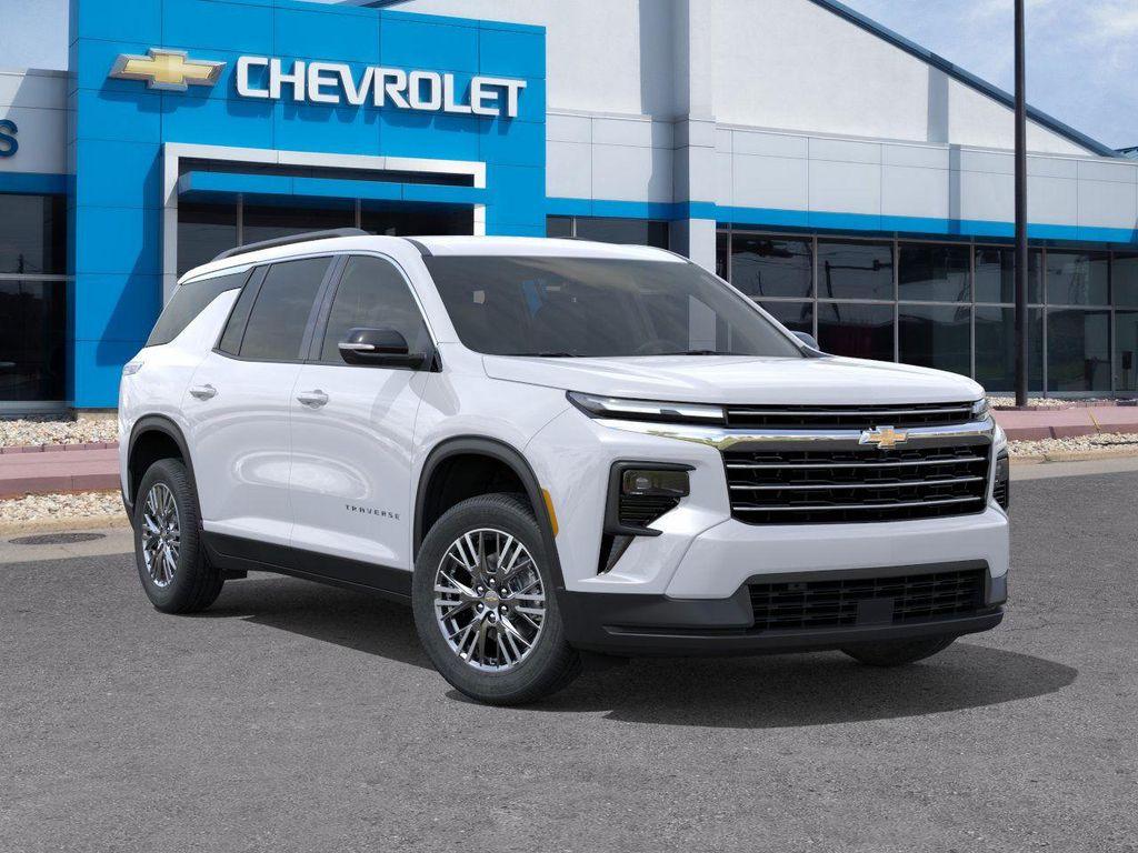 new 2026 Chevrolet Traverse car, priced at $43,415