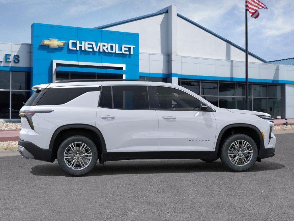 new 2026 Chevrolet Traverse car, priced at $43,415